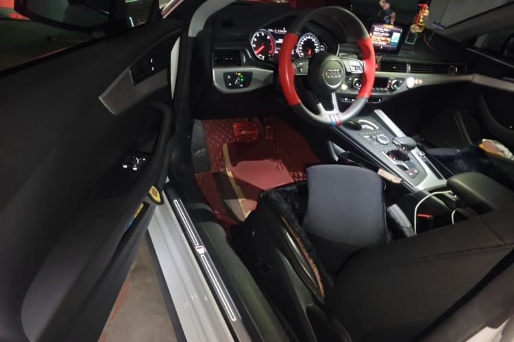 Used Audi A5 2020 Coupe 40 TFSI Fashion Edition China VI Emission Standard
