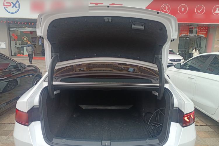 Used BYD Qin PLUS 2023 Champion Edition DM-i 55KM Leading Model
