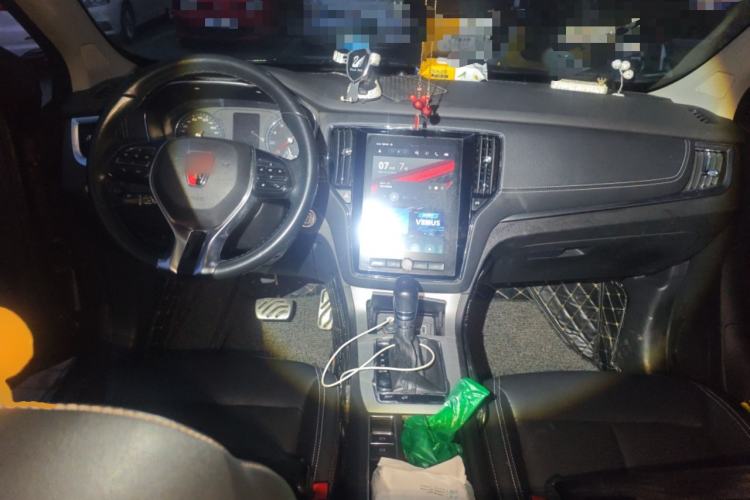 Used Roewe RX5 2016 20T Two-Wheel Drive Automatic Internet Smart Edition