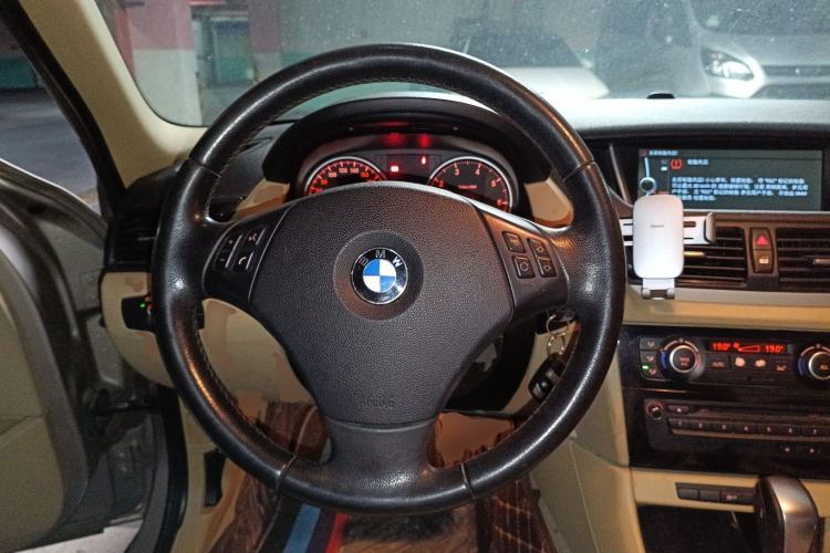 Used BMW X1 2012 sDrive18i Luxury Edition