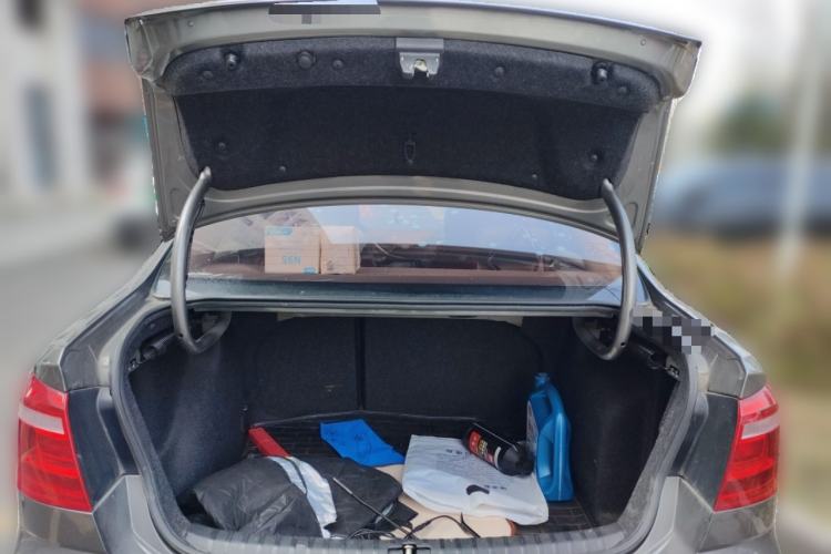 Used Volkswagen Bora 2014 1.6L Automatic Comfort Model Trunk