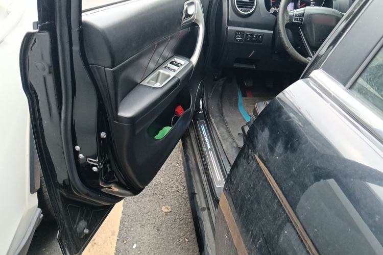 Used Haval H6 2015 Upgraded Model 1.5T Manual Two-Wheel Drive Elite Version