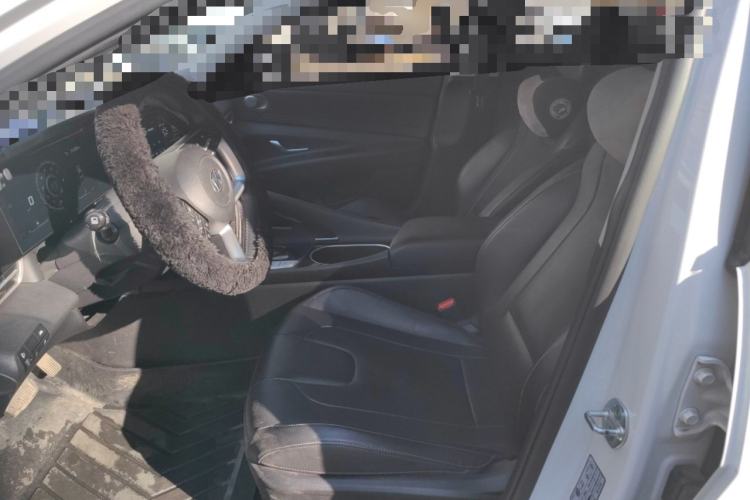 Used Hyundai Elantra 2022 1.5L CVT LUX Prestige Edition