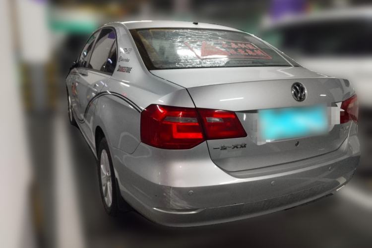 Used Volkswagen Jetta 2015 Value Edition 1.6L Manual Fashionable Style
