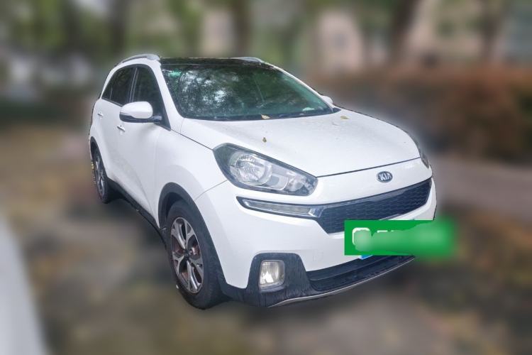 Used Kia KX3 2015 1.6L Automatic Two-Wheel Drive DLX Front Right 45 Deg