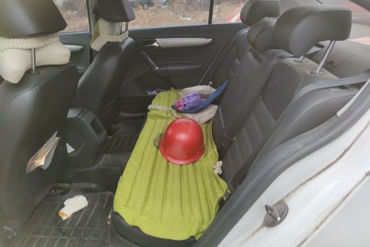 Used Volkswagen Lavida 2013 Revised Version 1.6L Automatic Luxury Edition
