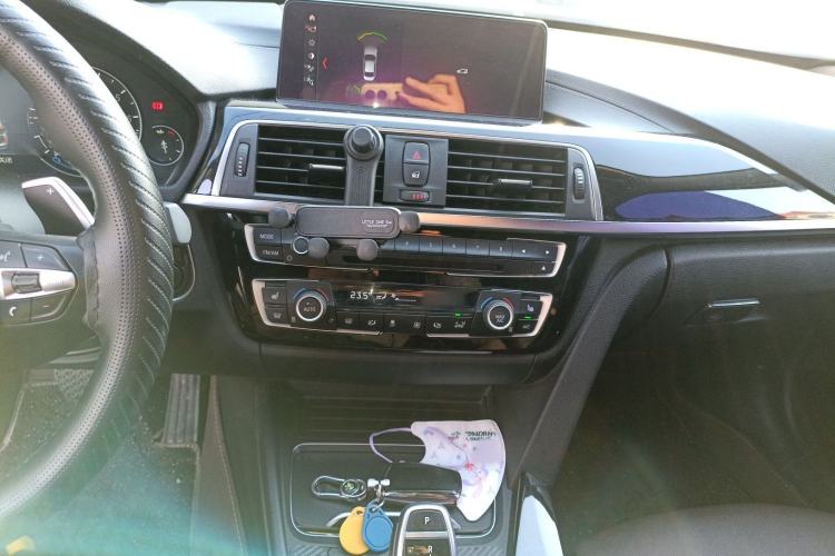 Used BMW 3 Series 2018 320Li Leading Model M Sport Package
