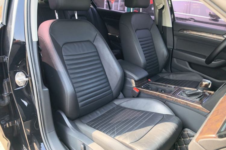 Used Volkswagen Magotan 2018 Facelift 330TSI DSG Luxury Model
