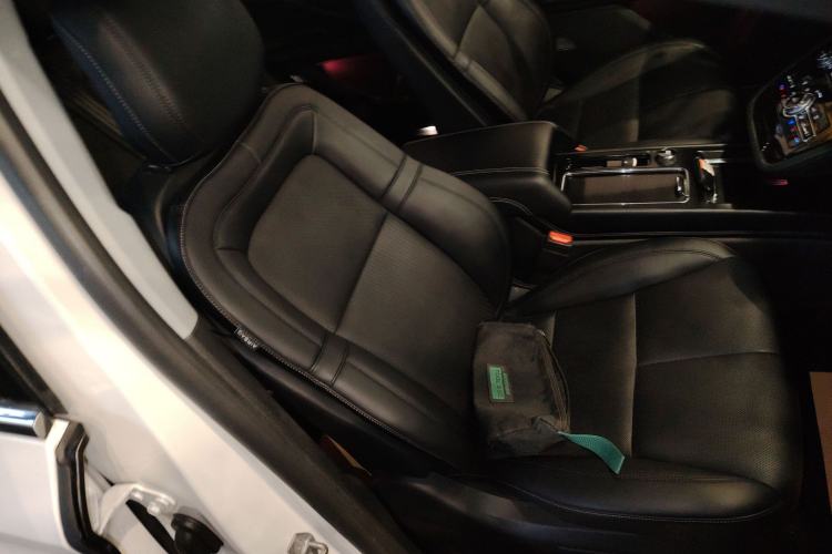 Used Lincoln Corsair 2021 2.0T Two-Wheel Drive Deluxe Edition