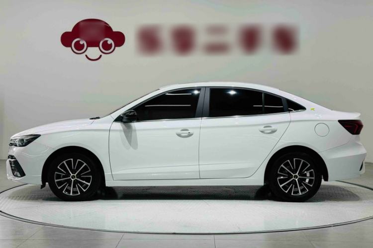 Used Roewe i5 2021 Revised Version 1.5L CVT Diamond Edition Exterior 5