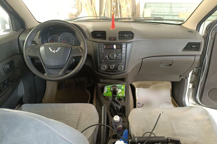 Used Wuling Hongguang 2014 1.2L S Standard Version China IV Standard