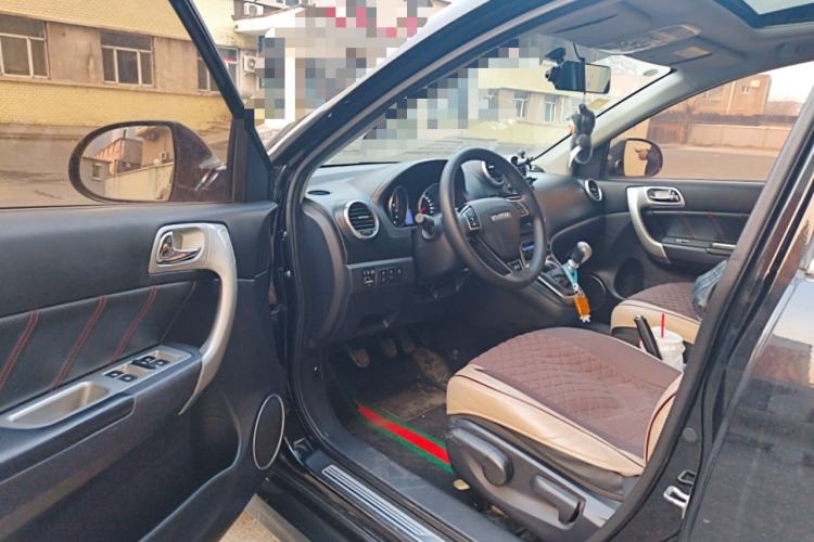 Used Haval H6 2016 Upgraded Model 1.5T Manual Two-Wheel Drive Elite Version
