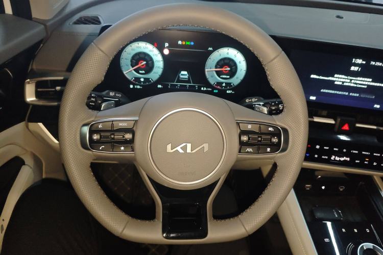 Used Kia Sportage (Chinese Domestic Model) 2025 1.5T Two-Wheel Drive Prestige Edition
