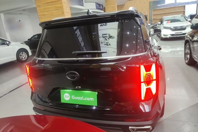 Used GAC Trumpchi GS8 2025 Linghang Series 2.0 TGDI Two-Wheel-Drive Luxury Edition 5 Seats Rear