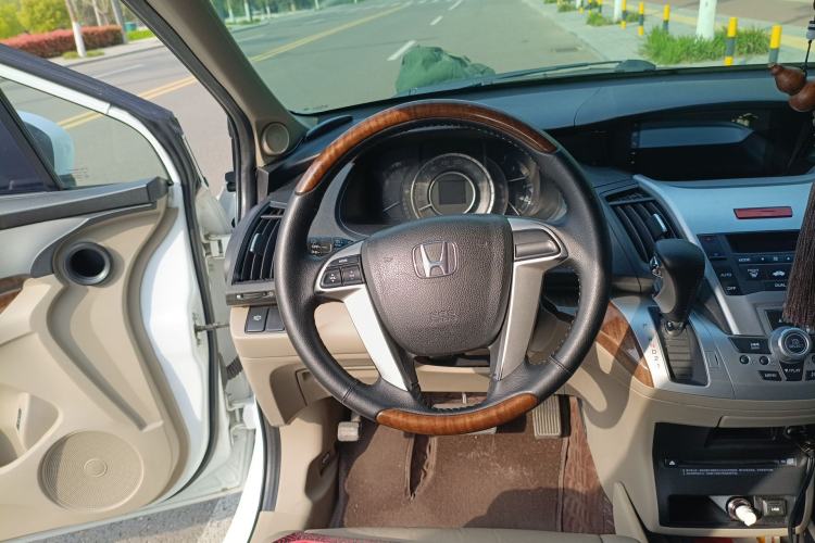 Used Honda Odyssey 2014 2.4L Elite Edition Steering Wheel