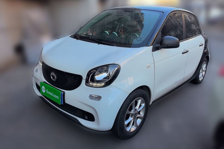 Used smart forfour 2016 1.0L 52 kW Dynamic Edition