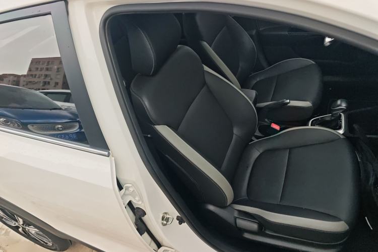 Used Kia kx1 Stonic 2021 1.4L CVT Fun Edition