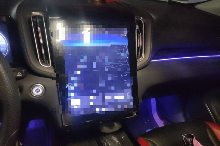 Used Hongqi HS3 2023 1.5T Two-Wheel Drive Shanwei Edition Audio And AC Panel