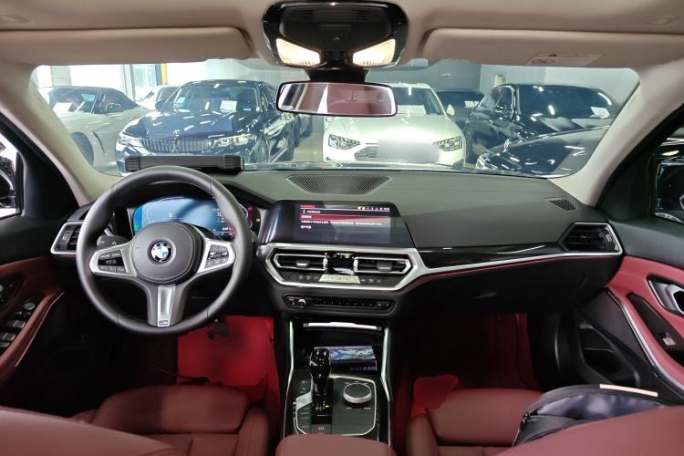 Used BMW 3 Series 2022 325Li M Sport Package Center Console