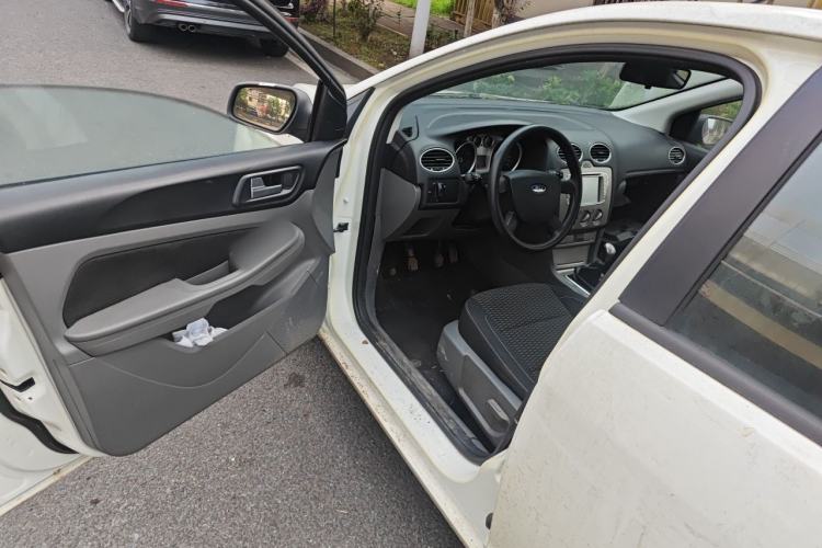 Used Ford Focus 2013 Hatchback Classic 1.8L Manual Base Model
