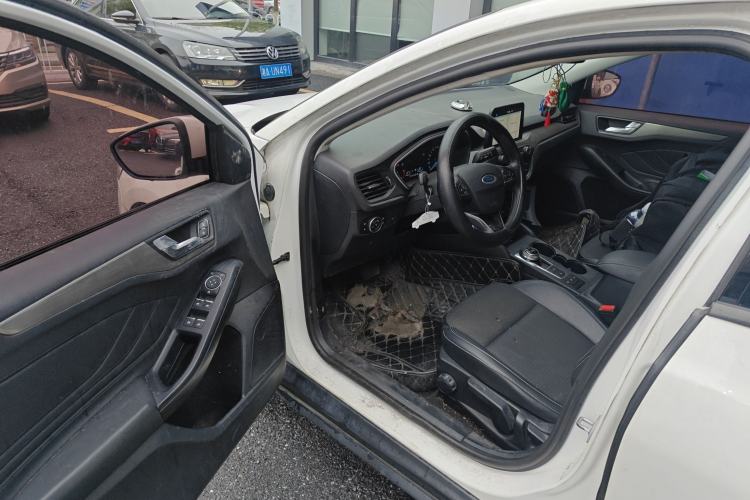 Used Ford Focus 2018 Sedan Classic EcoBoost 180 Automatic Elite Model