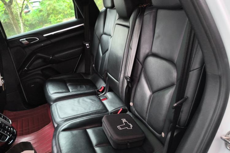 Used Porsche Cayenne 2014 Cayenne Platinum Edition 3.0T