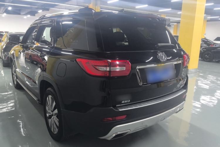 Used CHANGAN CS95 2017 2.0T Four-Wheel Drive ZhiZun Edition
