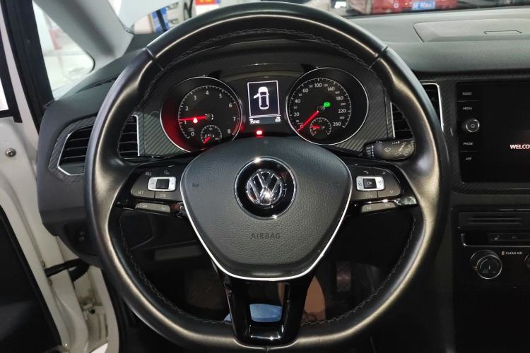 Used Volkswagen Golf Sportsvan 2016 280TSI Automatic Luxury Model Steering Wheel