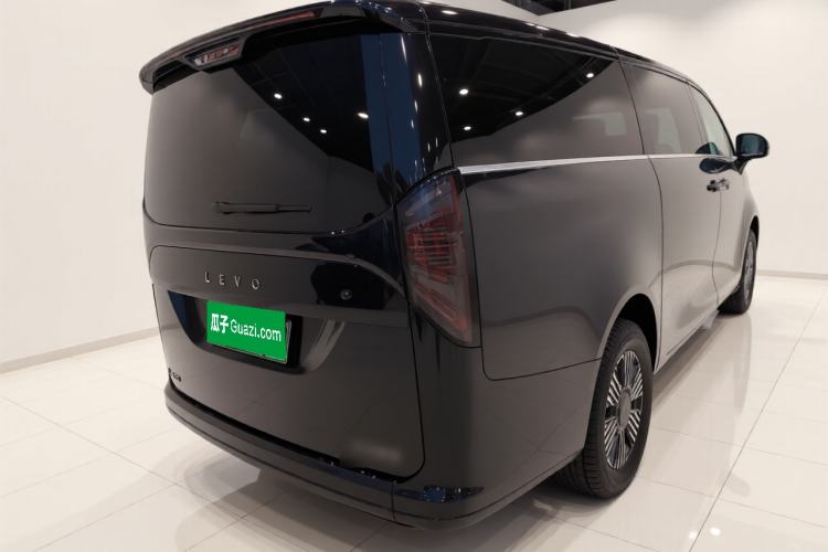 Used Geely Galaxy LEVC L380 2024 140-Degree 6-Seater All-Wheel-Drive Ultra