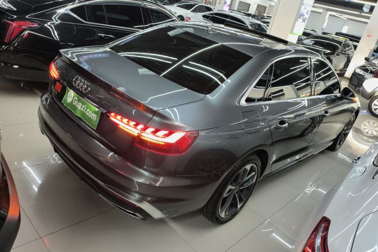 Used Audi A4L 2024 40 TFSI Fashion Dynamic Model
