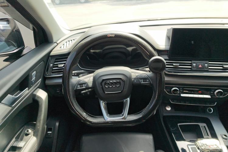 Used Audi Q5L 2023 40T Fashionable and Dynamic Edition
