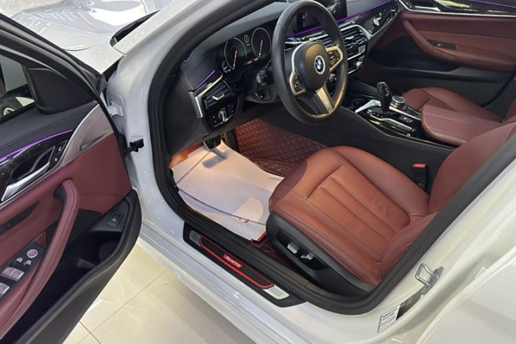 Used BMW 5 Series 2019 530Li Leading Model M Sport Package