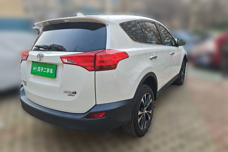 Used Toyota RAV4 2015 2.5L Automatic 4x4 Elite Edition
