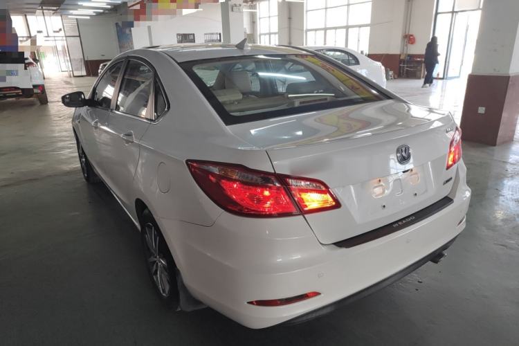 Used Changan Eado 2016 1.6L Manual Fashion Edition
