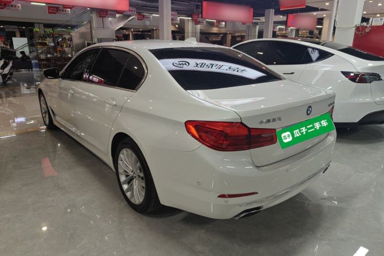 Used BMW 5 Series 2020 525Li Luxury Package Rear Left 45 Deg