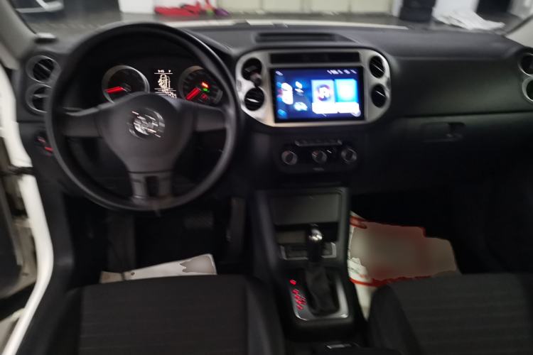 Used Volkswagen Tiguan L 2016 280TSI Automatic Two-Wheel-Drive Silk Road Style Edition