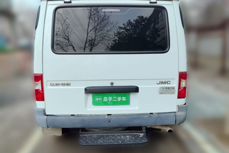Used JMC Transit 2019 2.8T Commercial Version Short Wheelbase Low Roof 6-Seater China VI Emission Standard JX493

