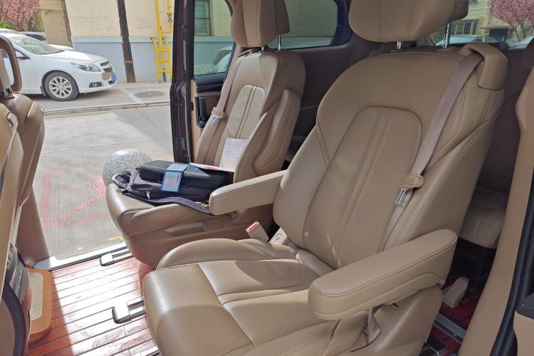 Used Buick GL8 2020 ES Land Cruiser 653T Luxury Edition Left Rear Seat