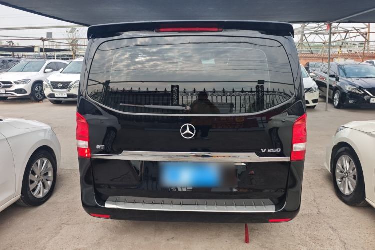 Used Mercedes-Benz Vito 2021 2.0T Elite Version 7 Seats Rear