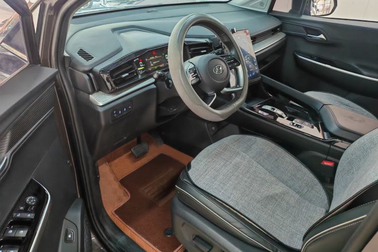 Used Hyundai Custo 2021 270TGDi Prestige LUX Interior 1