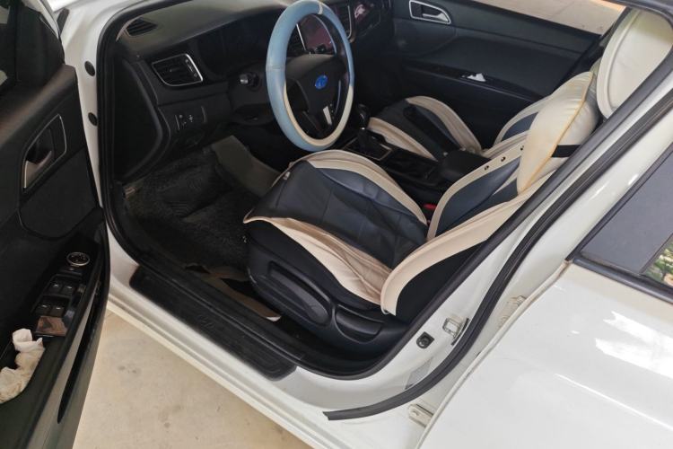 Used Hyundai Mistra 2014 1.8L Automatic Comfort Model GL Driver Seat