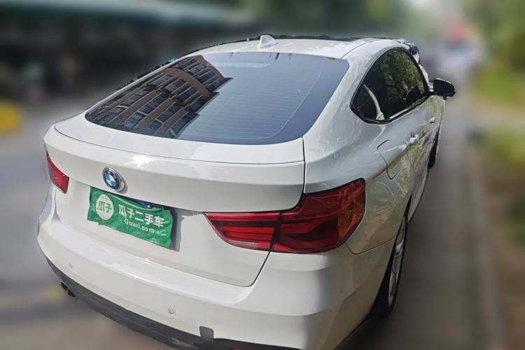 Used BMW 3 Series GT 2017 320i Luxury Design Package