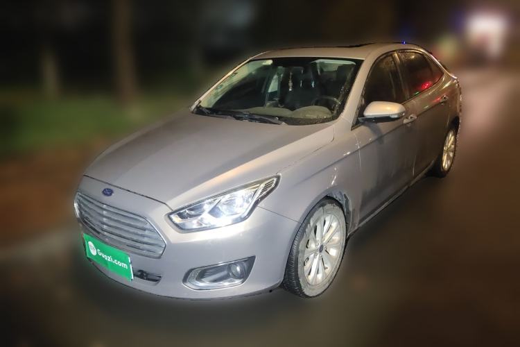 Used Ford Escort 2015 1.5L Automatic Fashion Model