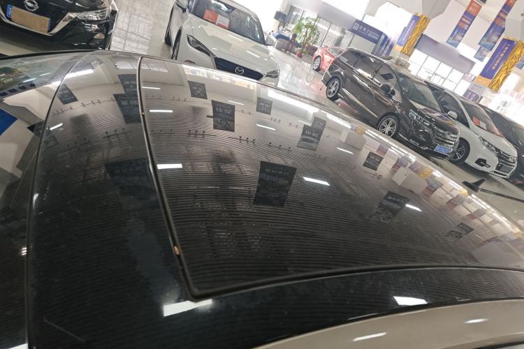 Used Volkswagen Lamando 2015 280TSI DSG Comfort Edition Roof