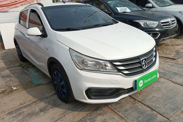 Used Baojun 310 2016 1.2L manual Comfort trim level
