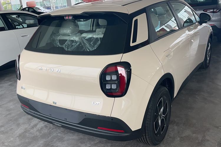 Used AION UT 2025 330 Starlight Edition
