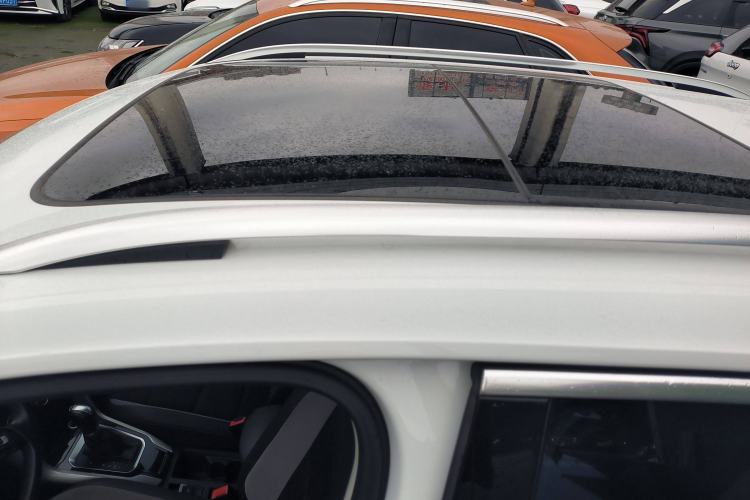 Used Volkswagen T-ROC 2021 280TSI DSG Two-Wheel Drive Elite Connect Edition