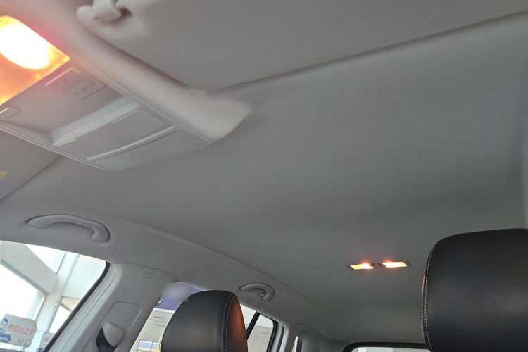 Used Volkswagen Tiguan L 2016 280TSI Automatic Two-Wheel-Drive Silk Road Style Edition