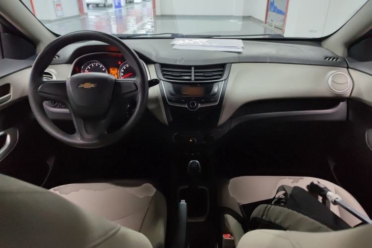 Used Chevrolet Sail 2015 Sail 3 1.3L Manual Ideal Edition Center Console