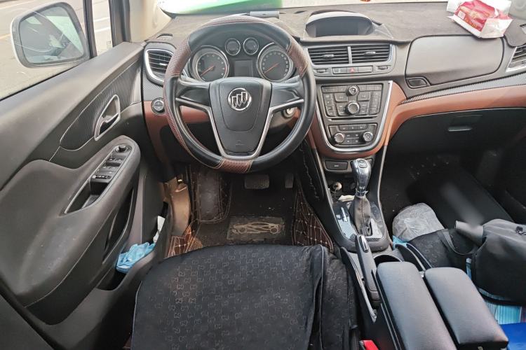 Used Buick Encore 2015 1.4T Automatic Two-Wheel Drive Urban Elite Version
